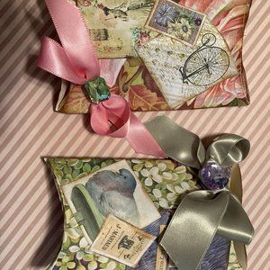 Gift boxes, paper, shabby chic